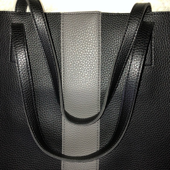 VINCE CAMUTO—BLACK VEGAN LEATHER “LUCK TOTE” BNWOT - Picture 13 of 14